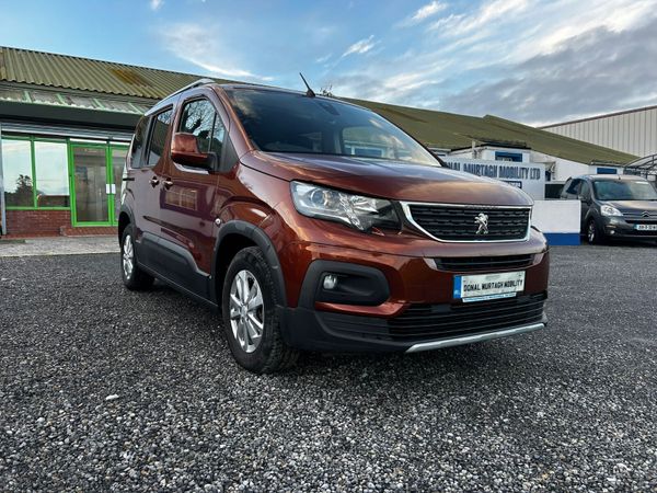 Peugeot Rifter MPV, Diesel, 2021, Gold