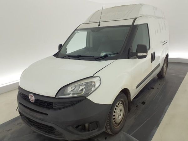 Fiat Doblo Cargo Maxi Xl 1.6 105hp 4dr 1598cc for sale in Co. Dublin for undefined on DoneDeal