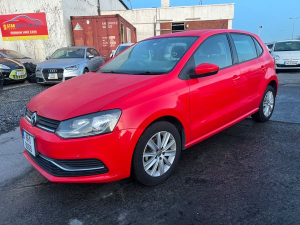 Volkswagen Polo Hatchback, Petrol, 2015, Red