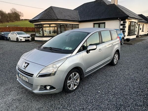 Peugeot 5008 MPV, Diesel, 2013, Grey