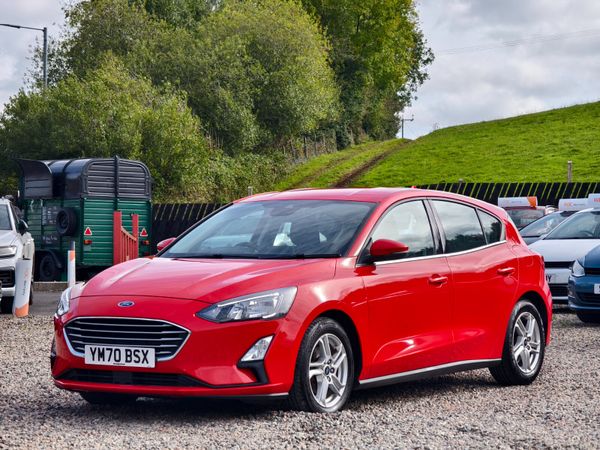 Ford Focus Hatchback, Petrol, 2021, Red