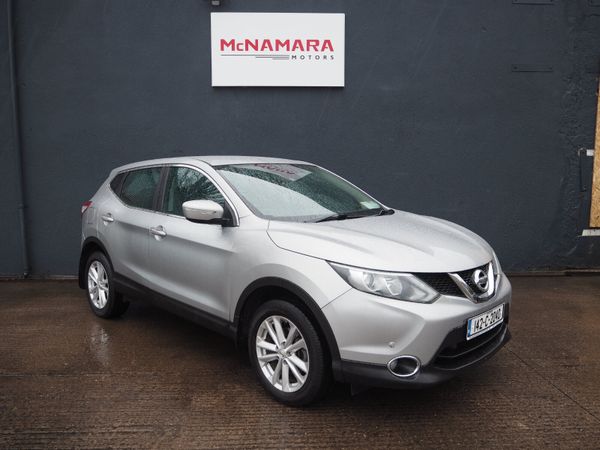 Nissan Qashqai Hatchback, Diesel, 2014, Silver