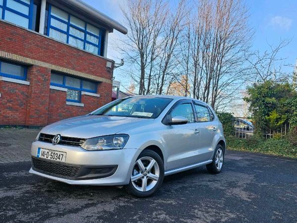 Volkswagen Polo Hatchback, Petrol, 2014, Silver