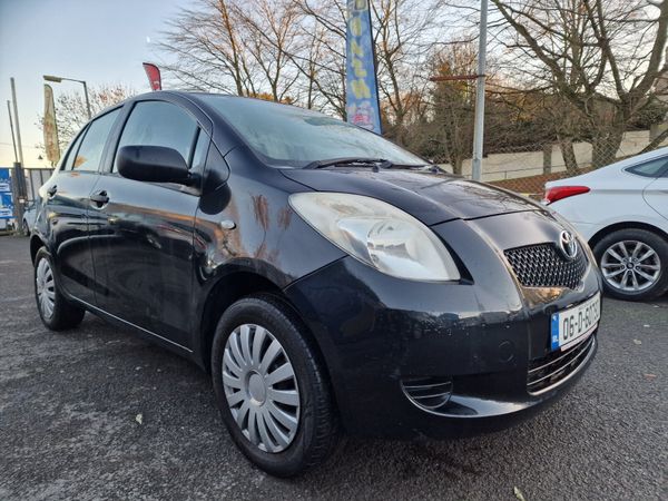 Toyota Yaris Hatchback, Petrol, 2006, Black