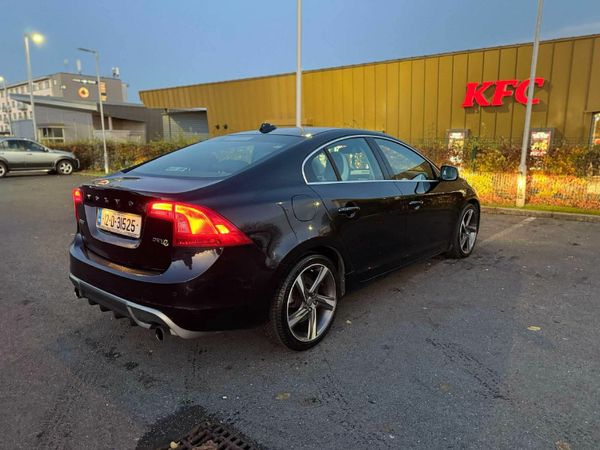 Volvo S60 Saloon, Diesel, 2012, Black