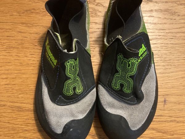 kids climbing shoes size 4 303 All Sections Ads For Sale in Ireland DoneDeal