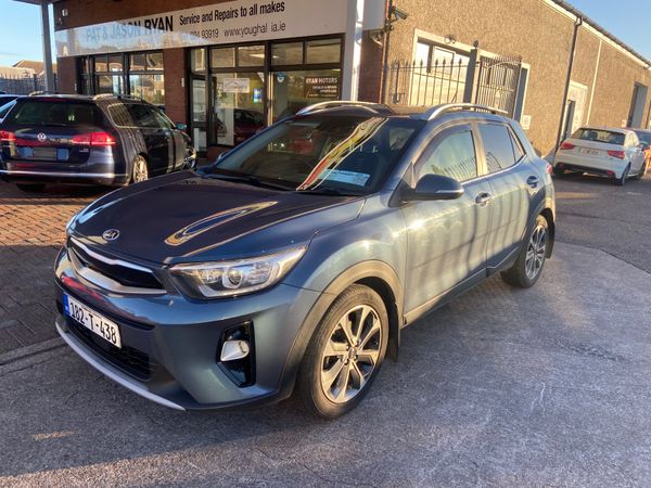 Kia Stonic Estate/Jeep, Diesel, 2018, Blue