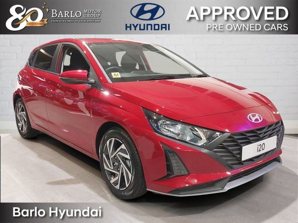 Hyundai i20 Hatchback, Petrol, 2025, Red