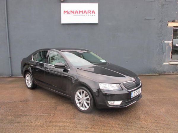 Skoda Octavia Saloon, Diesel, 2017, Black