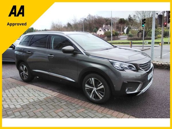 Peugeot 5008 SUV, Petrol, 2019, Grey