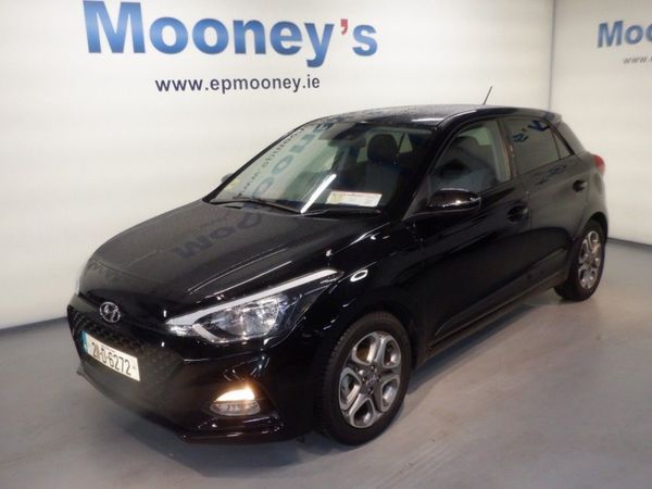 Hyundai i20 Hatchback, Petrol, 2021, Black