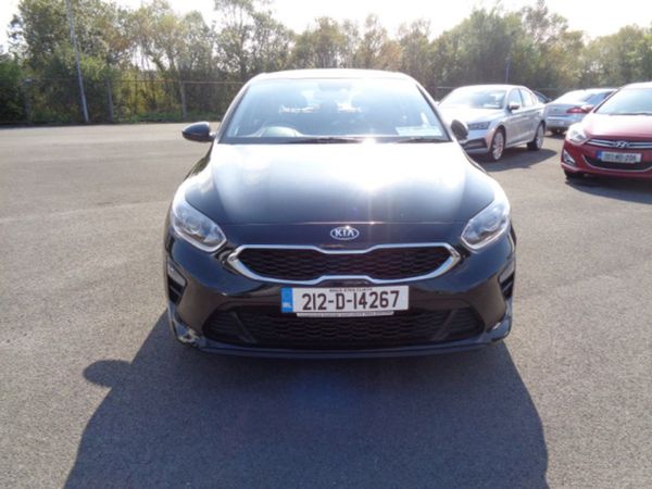 Kia Ceed Hatchback, Hybrid, 2021, Black