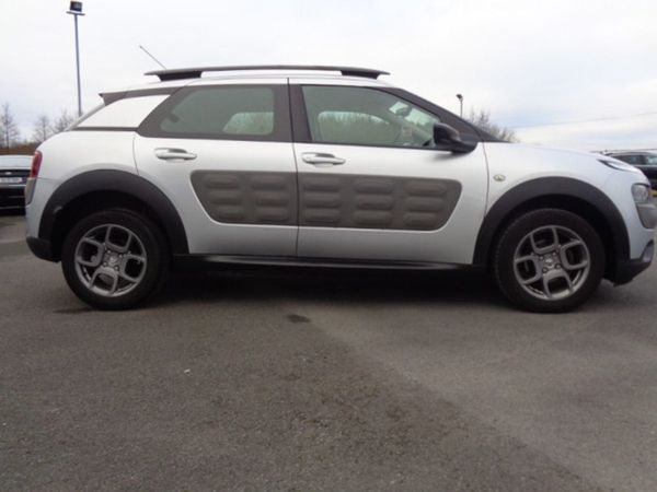 Citroen C4 Cactus Hatchback, Diesel, 2015, Silver