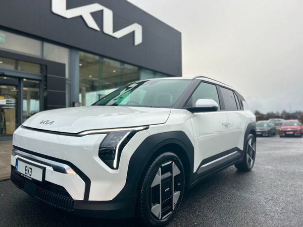 Kia EV3 SUV, Electric, 2025, White