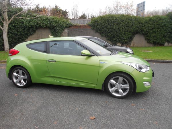 Hyundai Veloster Hatchback, Petrol, 2013, Green