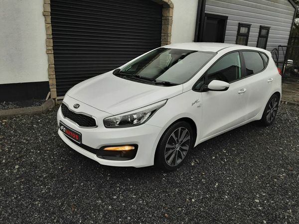 Kia Ceed Hatchback, Diesel, 2016, White