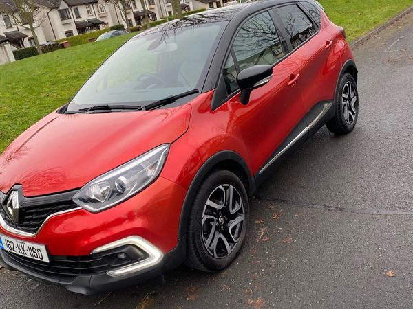 Renault Captur Hatchback, Petrol, 2018, Red