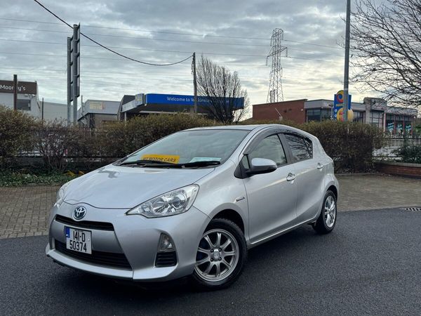 Toyota Aqua Hatchback, Petrol Hybrid, 2014, Silver