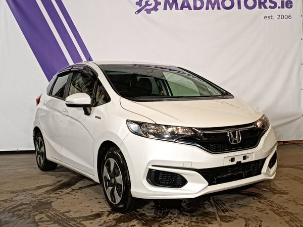 Honda Fit Hatchback, Petrol Hybrid, 2019, White