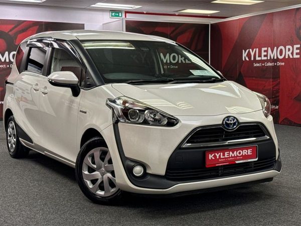 Toyota Sienta MPV, Hybrid, 2018, White