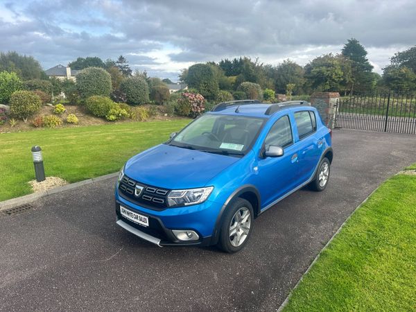 Dacia Sandero Stepway Hatchback, Diesel, 2017, Blue