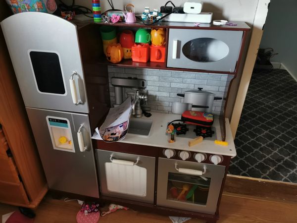 Done deal toy kitchen discount