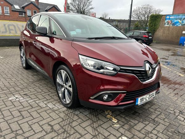 Renault Scenic MPV, Diesel, 2019, Red