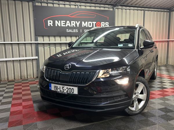 Skoda Karoq Estate/Jeep, Petrol, 2019, Black