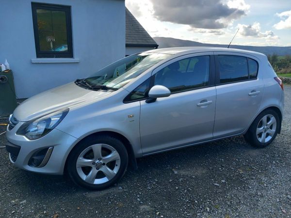 Vauxhall Corsa Hatchback, Petrol, 2013, Silver