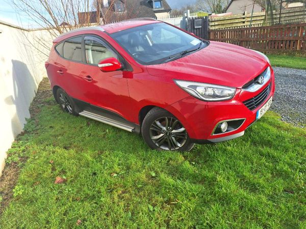 Hyundai ix35 SUV, Diesel, 2015, Red