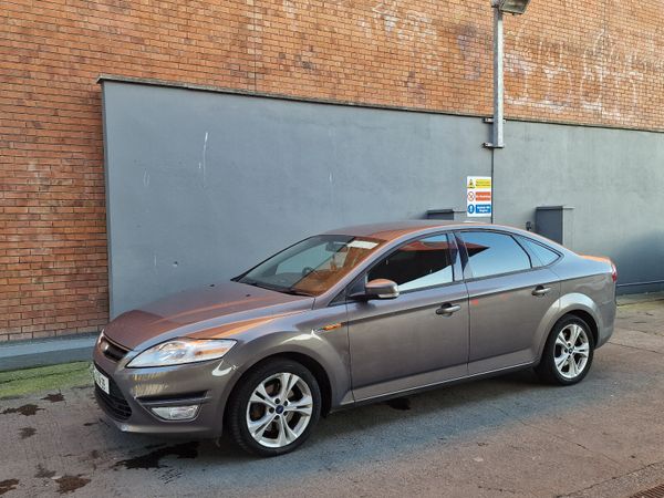 Ford Mondeo Saloon, Diesel, 2012, Brown