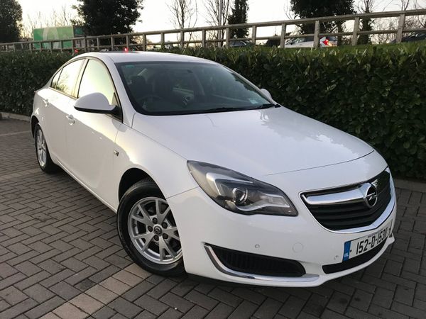 Opel Insignia Saloon, Diesel, 2015, White