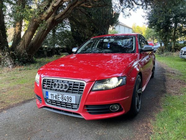 Audi S4 Saloon, Petrol, 2011, Red