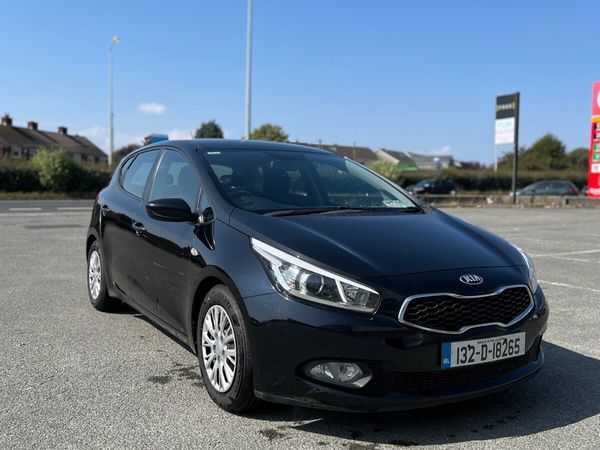 Kia Ceed Hatchback, Diesel, 2013, Black