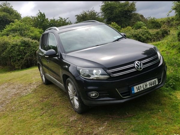 Volkswagen Tiguan SUV, Diesel, 2014, Black