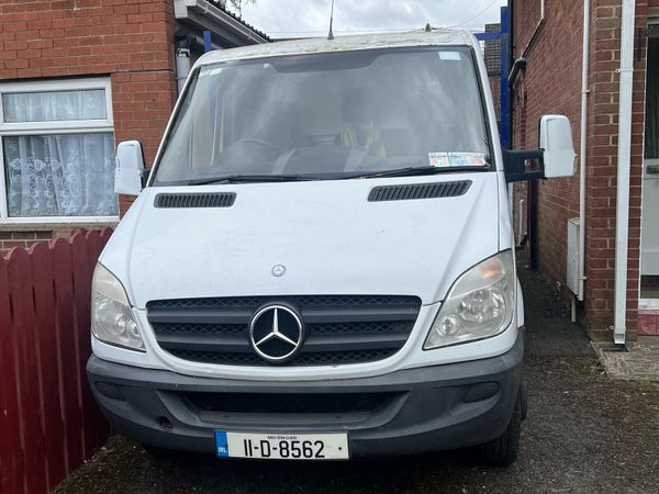 Other Other Chassis Cab, Diesel, 2011, White