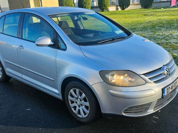 Volkswagen Golf Hatchback, Petrol, 2007, Silver