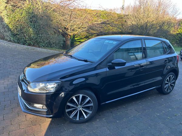 Volkswagen Polo Hatchback, Petrol, 2015, Black