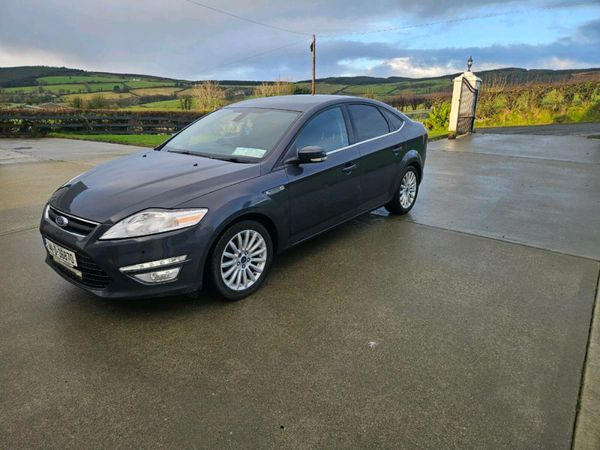 Ford Mondeo Hatchback, Diesel, 2014, Grey