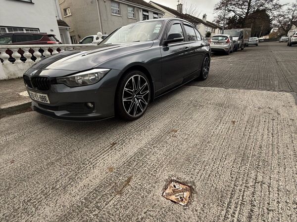 BMW 3-Series Saloon, Diesel, 2015, Grey