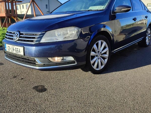 Volkswagen Passat Saloon, Diesel, 2013, Blue