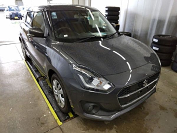 Suzuki Swift Hatchback, Petrol, 2019, Silver