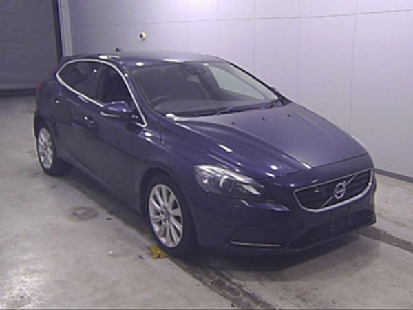 Volvo V40 Hatchback, Petrol, 2014, Blue