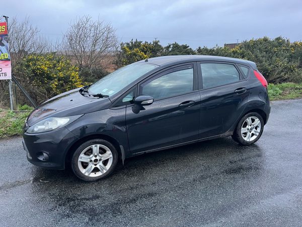 Ford Fiesta Hatchback, Diesel, 2009, Black