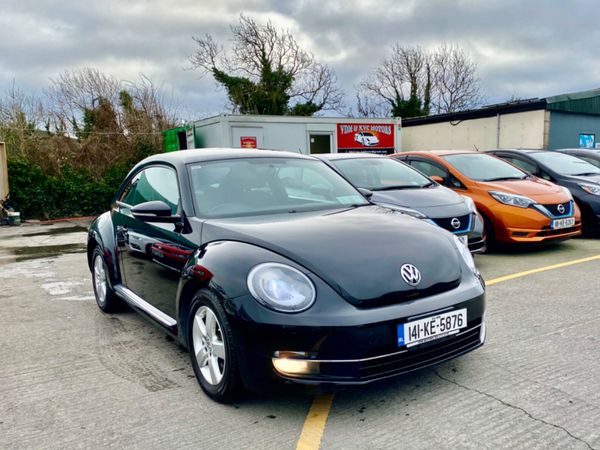 Volkswagen Beetle Hatchback, Petrol, 2014, Black