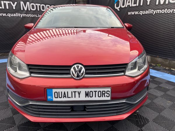 Volkswagen Polo Hatchback, Petrol, 2016, Red