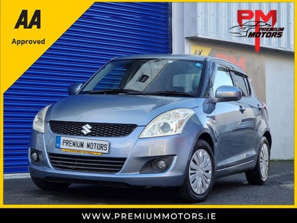 Suzuki Swift Hatchback, Petrol, 2015, Beige