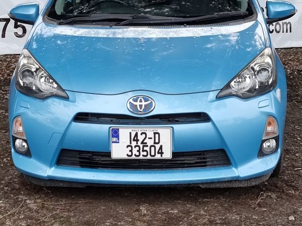 Toyota Aqua Hatchback, Petrol Hybrid, 2014, Blue