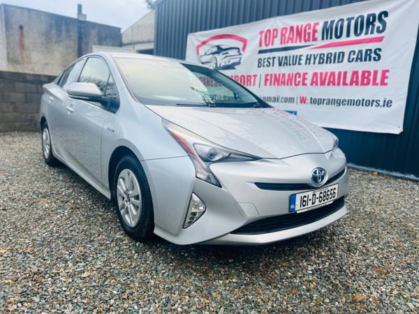 Toyota Prius Hatchback, Petrol Hybrid, 2016, Silver