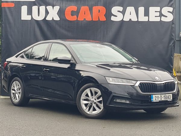 Skoda Octavia Saloon, Diesel, 2021, Black